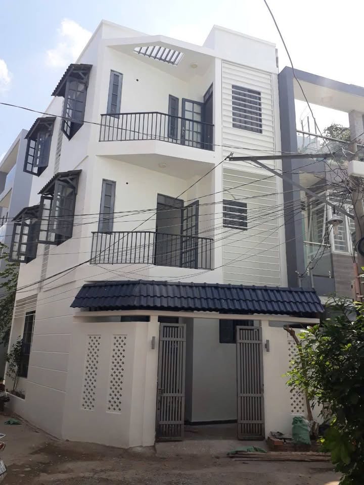 Nhà Nguyên Căn Góc 2 Mặt Tiền Nguyễn Thị Định, Thủ Đức - Cho Thuê Kinh Doanh & Ở