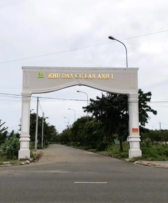 Bán Đất Biệt Thự 250m² Cổng Lan Anh 1, Bà Rịa - Vị Trí Đẹp, Sẵn Thổ Cư