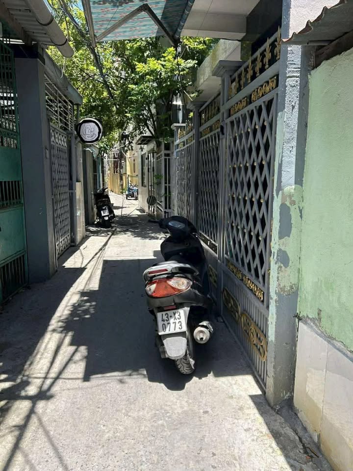 Nhà Gác Đúc 3PN Kiệt Nguyễn Hoàng, Đà Nẵng - Giá 8 Triệu/Tháng