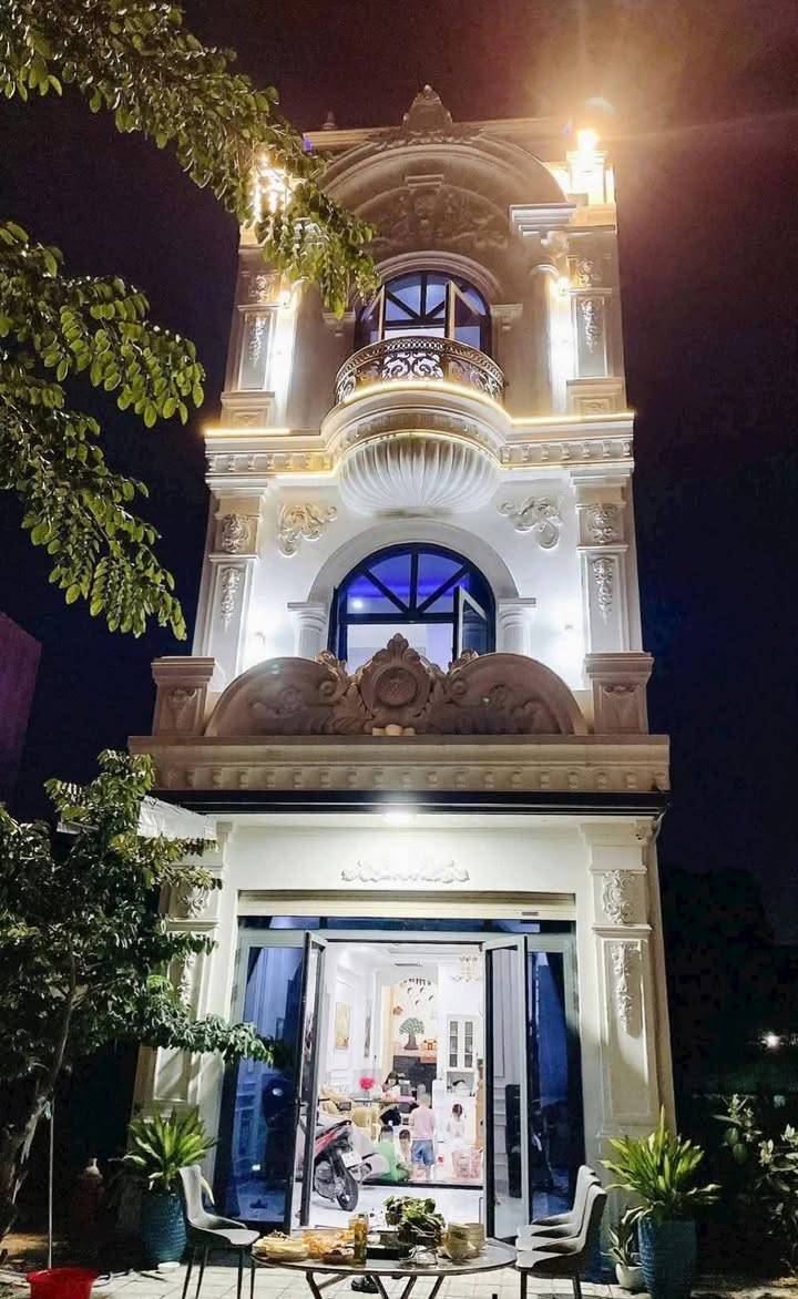 Nhà 3 Tầng Full Nội Thất Phan Đình Giót, Thuận An - 85m² Giá 13 Triệu