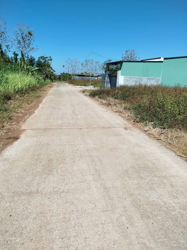 Đất nền Quảng Hiệp, Cư M'gar 320m² - Sổ đỏ chính chủ, quy hoạch 26m