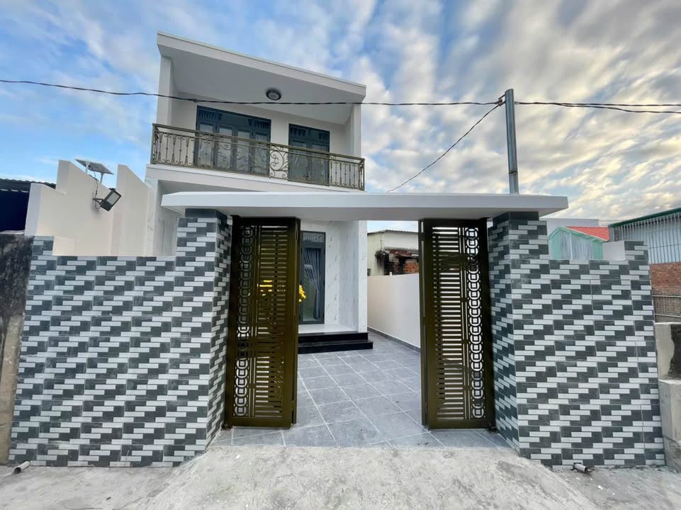 Nhà 2 Tầng 110m² Hẻm Lương Định Của, Nha Trang - Sổ Hồng Sẵn Sàng