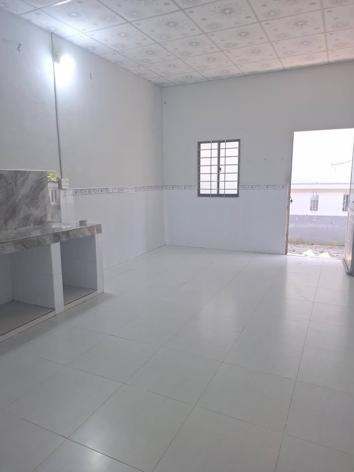 Cho thuê nhà nguyên căn 40m² - Gần Công viên Tây Đô, Cần Thơ