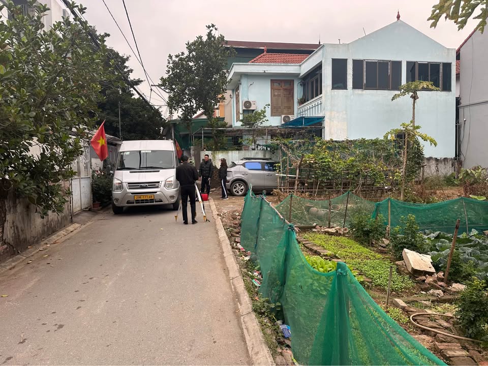 Đất Vàng Bát Tràng - Gia Lâm: 59m² Sổ Đỏ, Ô Tô Tránh, Kinh Doanh Tốt