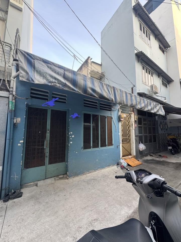 Nhà Hẻm Xe Hơi Tân Bình 65m² Nở Hậu - Giá 7.9 Tỷ