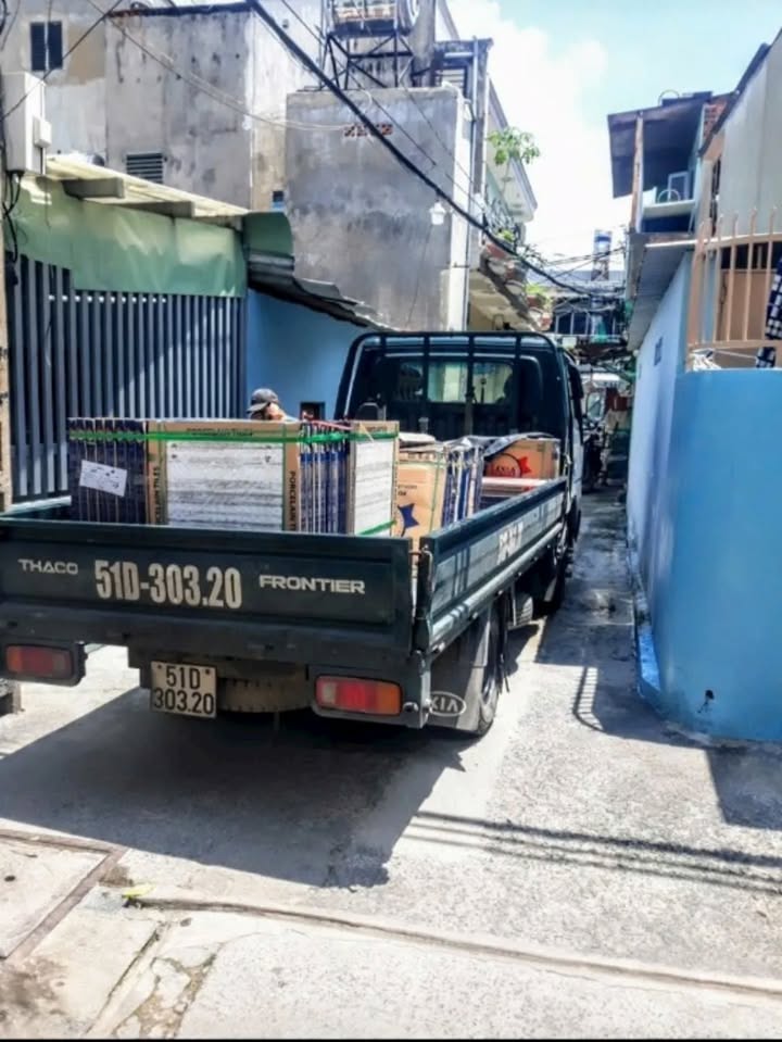 Nhà Lô Góc Nguyễn Sơn, Tân Phú - Gần Chợ Vải, 74m², Giá 6.4 Tỷ