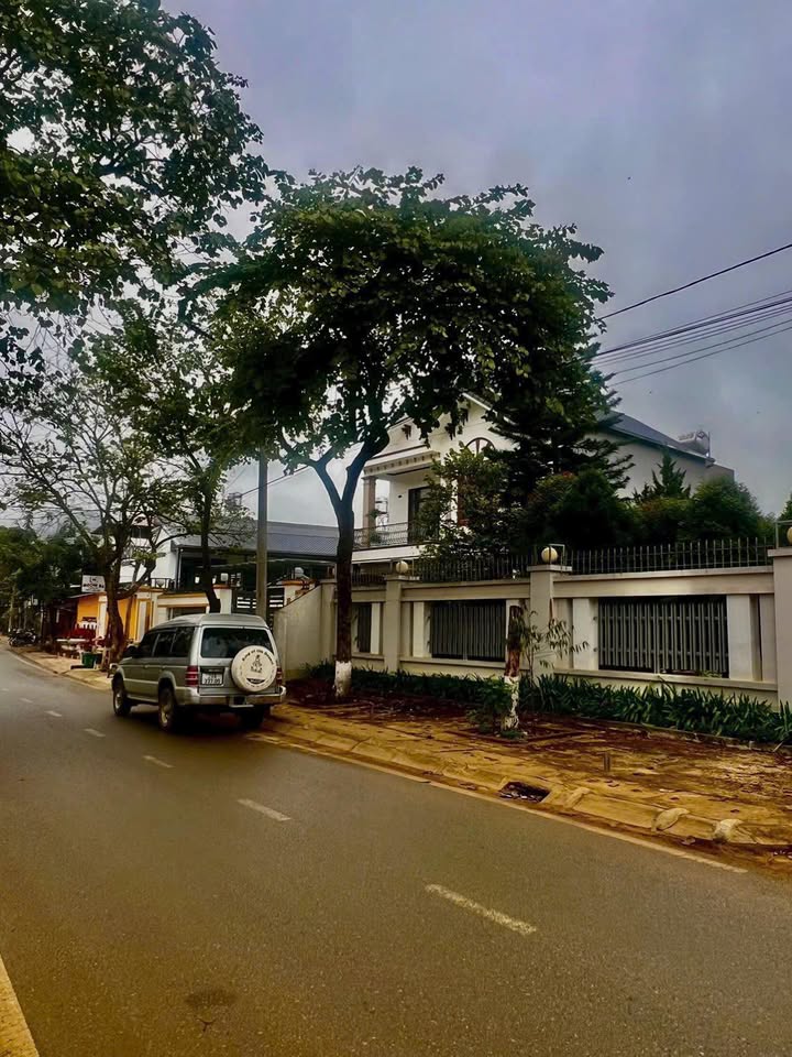 Đất nền Mộc Châu 249m² mặt Phố Hoa Ban - Sổ đỏ sẵn sàng giao dịch