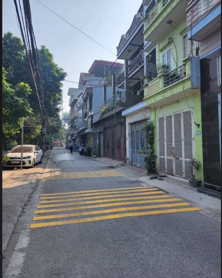 Đất Tả Thanh Oai 47m² - Ô tô đỗ cửa, Giá hơn 4 tỷ - Đầu tư/Ở đều tốt