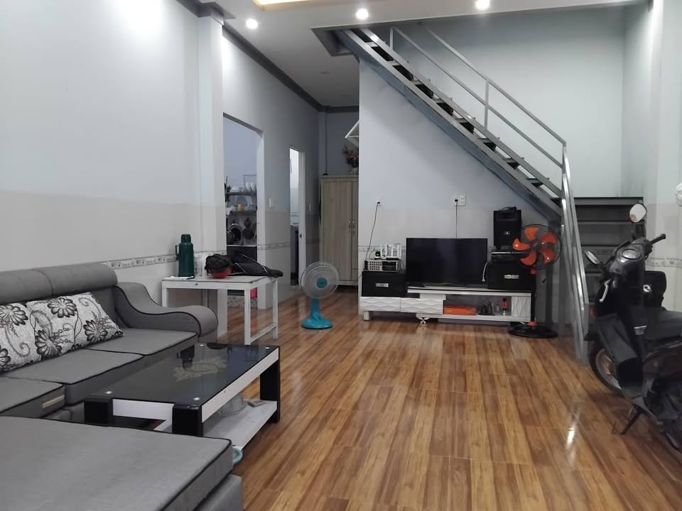 Nhà 1 Trệt 1 Lửng Hẻm Đoàn Thị Điểm, Đức Trọng - 60m² Giá 2.1 Tỷ