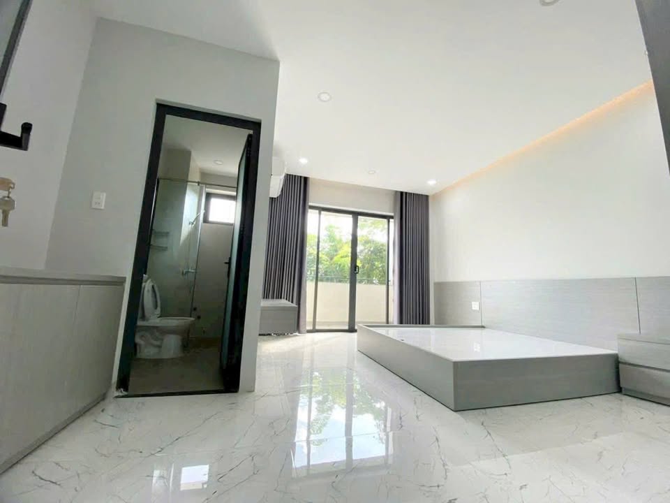 Cho Thuê Nhà Nguyên Căn Võ Văn Kiệt, Nha Trang - 6PN, Full Nội Thất