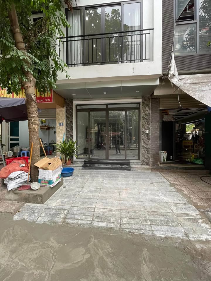 Nhà Phố Phú Diễn, Bắc Từ Liêm 41m² - Mặt tiền kinh doanh, sinh lời ngay!