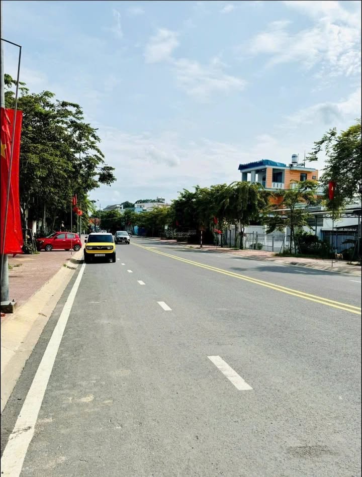 Đất Biệt Thự 932.6m² Hướng Đông Bắc - Sát KDL Đại Nam, Thủ Dầu Một