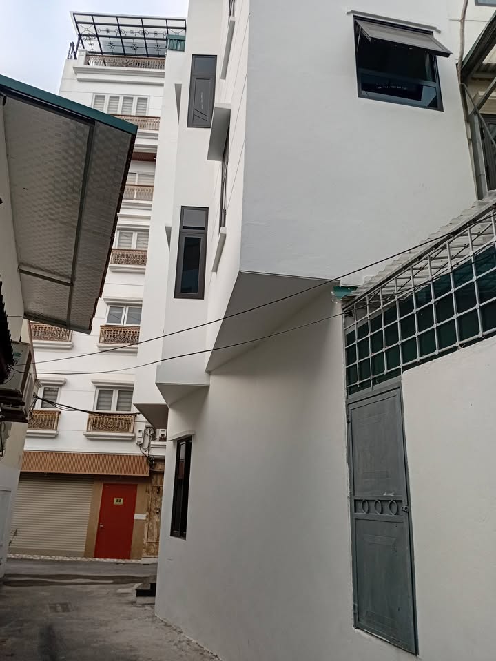 Cho thuê nhà nguyên căn Giải Phóng 35m² giá 13 triệu - Ô tô vào tận nhà!