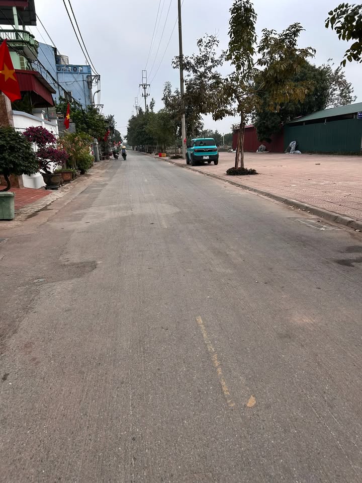 Đất nền Yên Phụ 100m² Tây Hồ - Ô tô vào tận nơi, tiềm năng tăng giá!