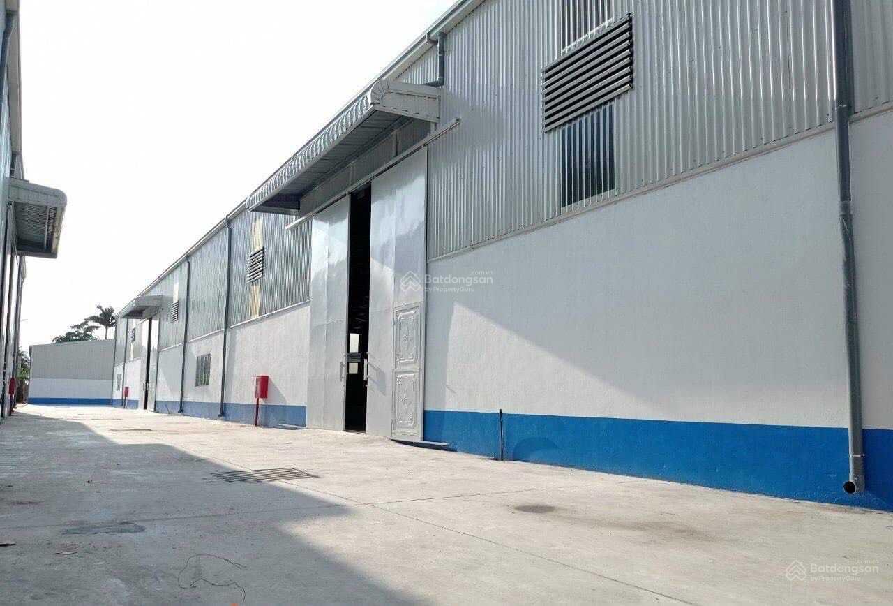 Cho thuê kho 1000m² Bát Tràng, Gia Lâm - Container tránh, PCCC, Sẵn sàng hoạt động