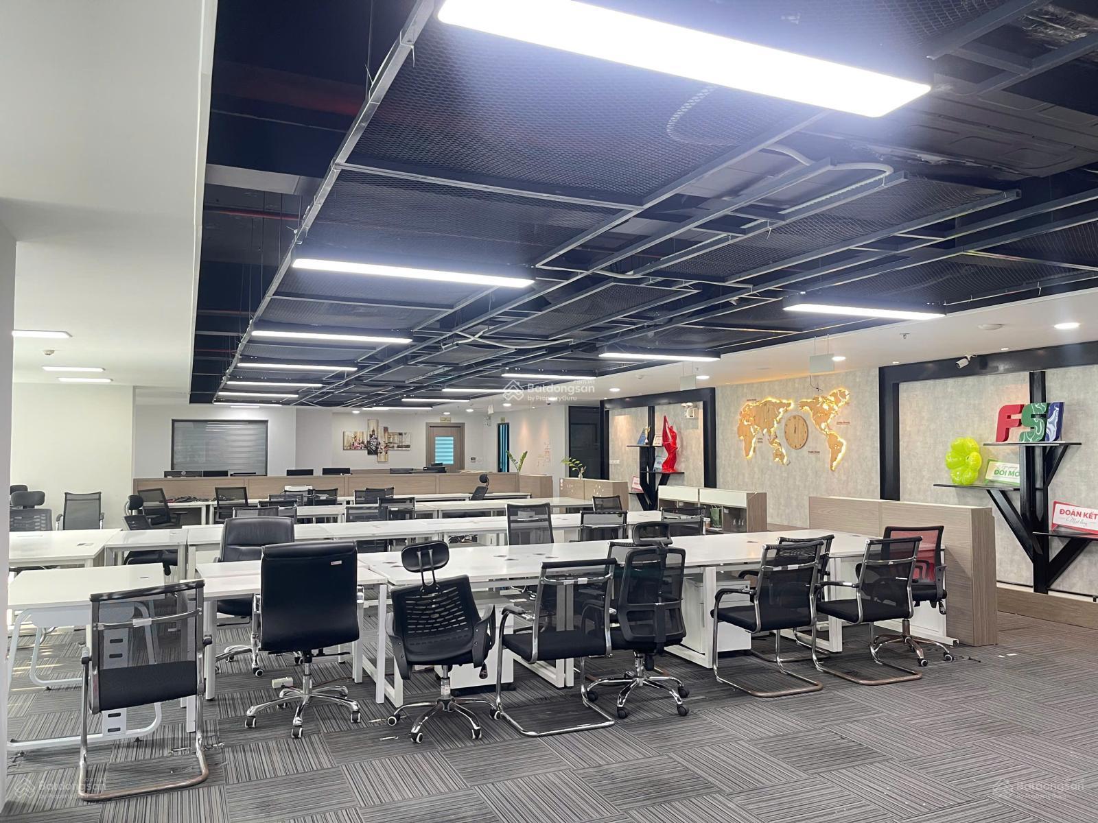 Văn phòng CEO Phạm Hùng 100m² 18 triệu/tháng - Vị trí trung tâm!