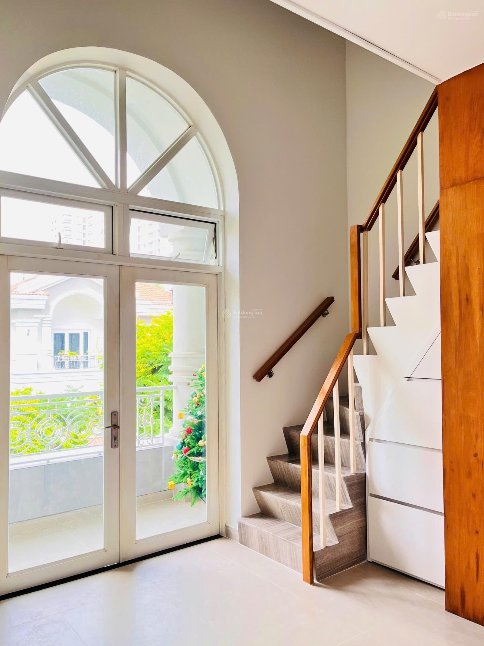 Biệt thự Mỹ Phú 3 Q7 122.5m² - Full nội thất, vào ở ngay!