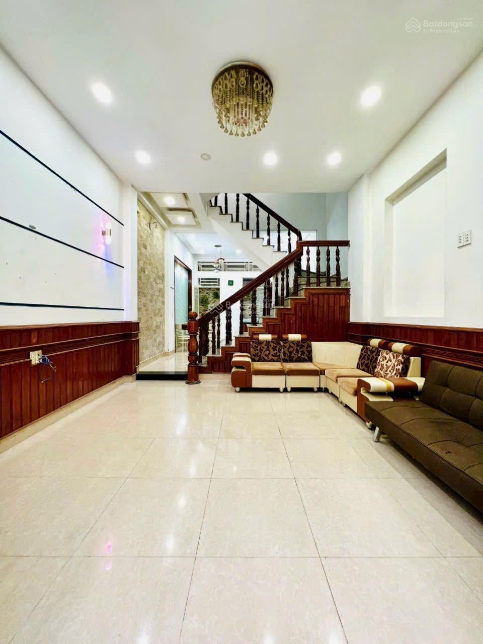 Nhà 3PN 140m² hẻm ô tô Bình Trưng - Giá 12.5 triệu/tháng