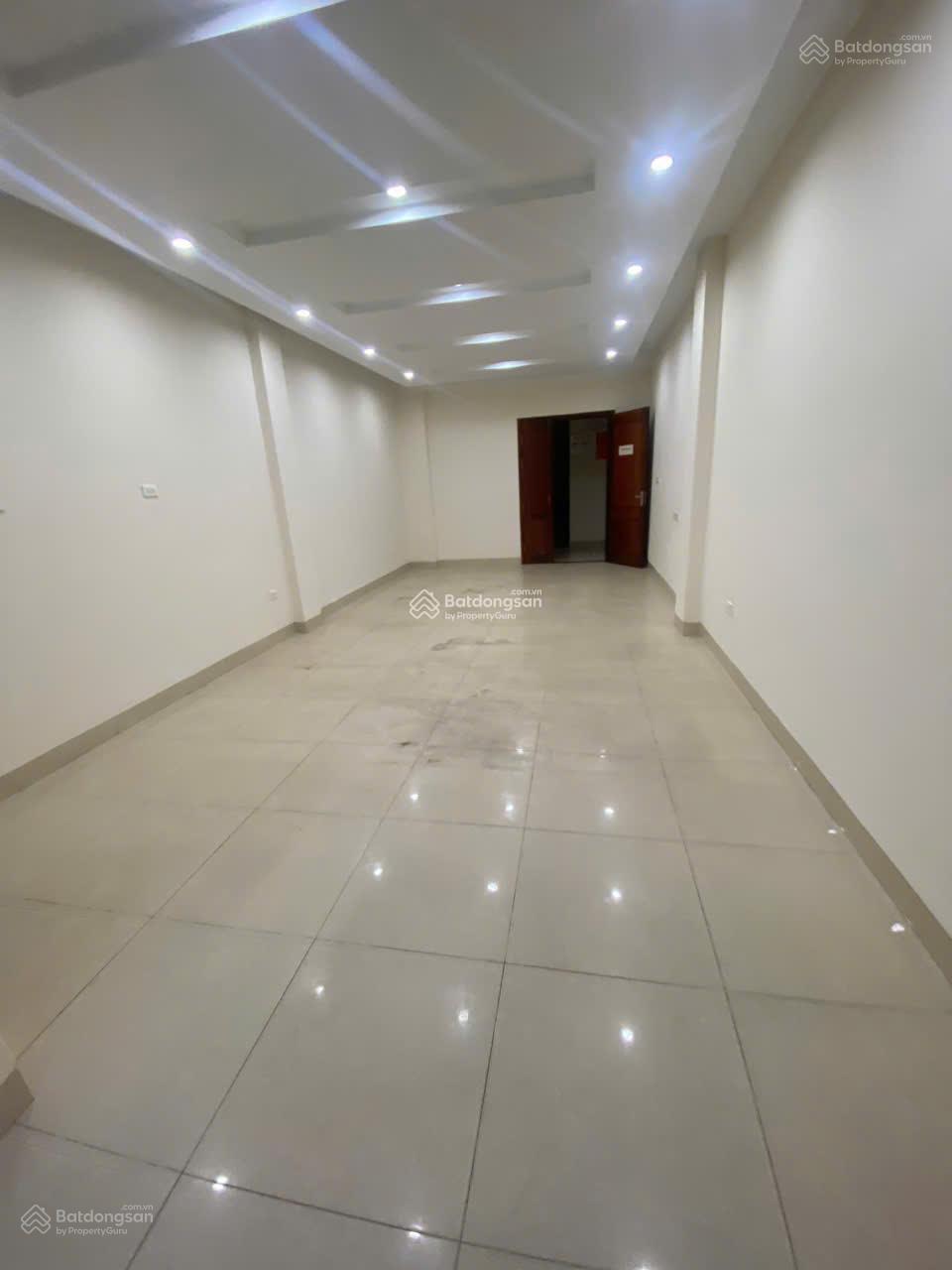 Nhà 6 Tầng Nguyễn Hoàng, 60m², 25 Triệu - Mặt tiền kinh doanh đắc địa!