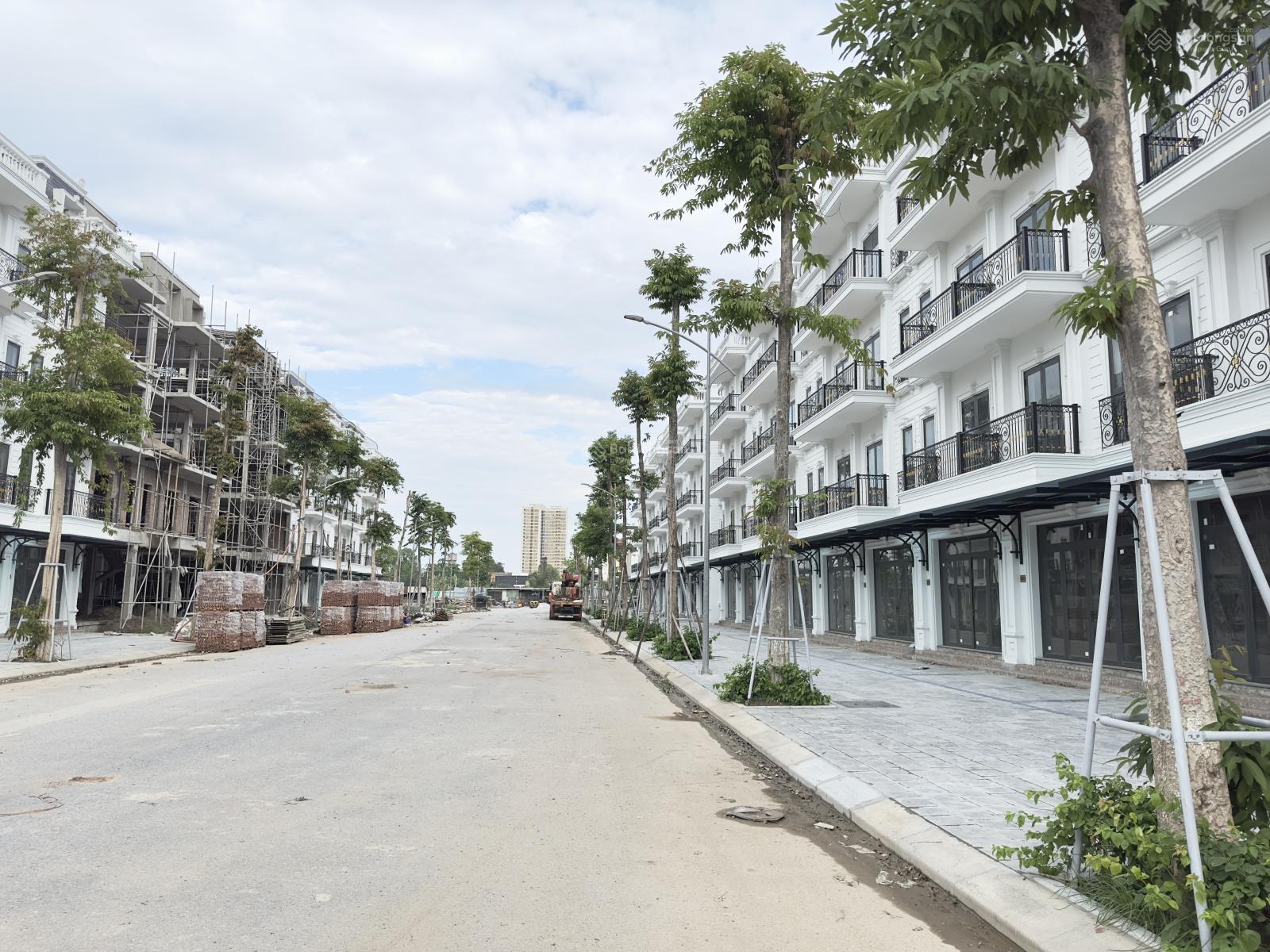 Cho thuê Nhà Liền Kề 80m² Đông Dương Residence - Giá 5 Triệu/Tháng