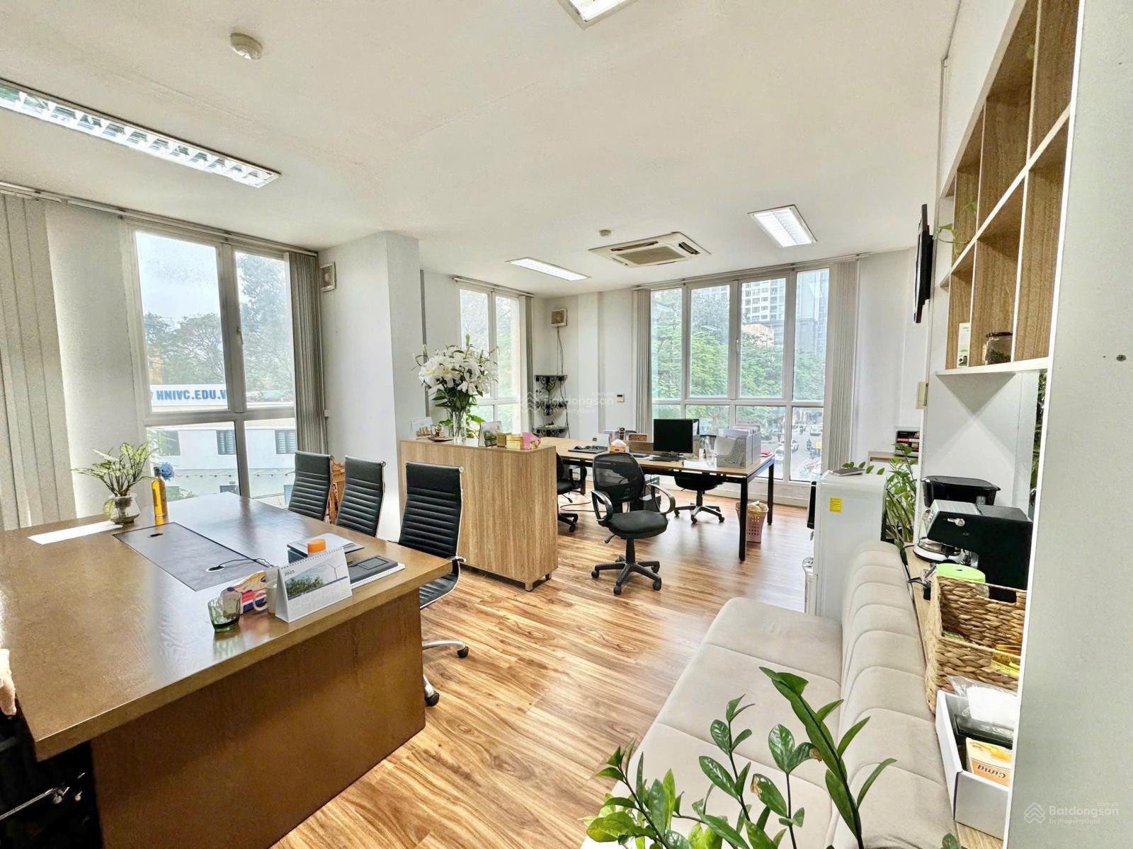 Cho thuê văn phòng Đống Đa 95m² Thái Thịnh - Vị trí trung tâm giá tốt