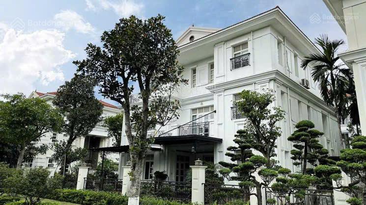 Biệt thự Mailand Hanoi City 270m² giá 25 triệu - Sẵn sàng ở ngay!