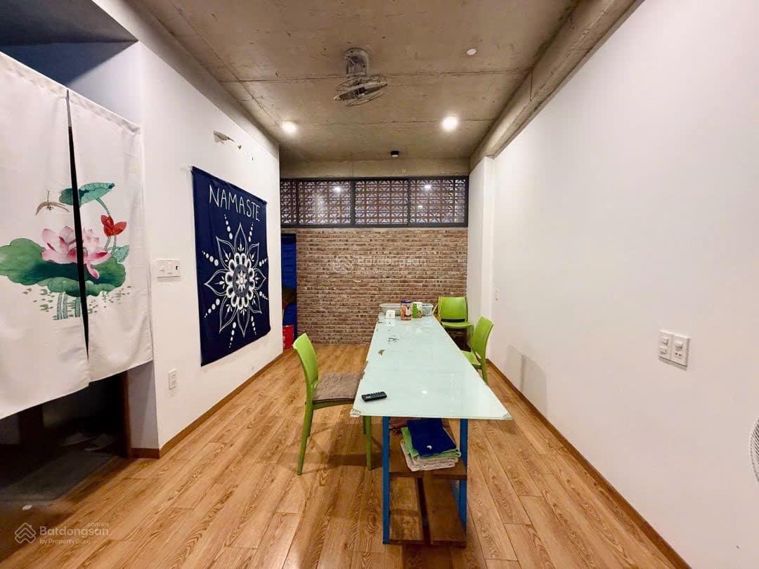 Nhà mặt tiền Hồ Huân Nghiệp 86.4m² - Sẵn sàng xây dựng, view sông!