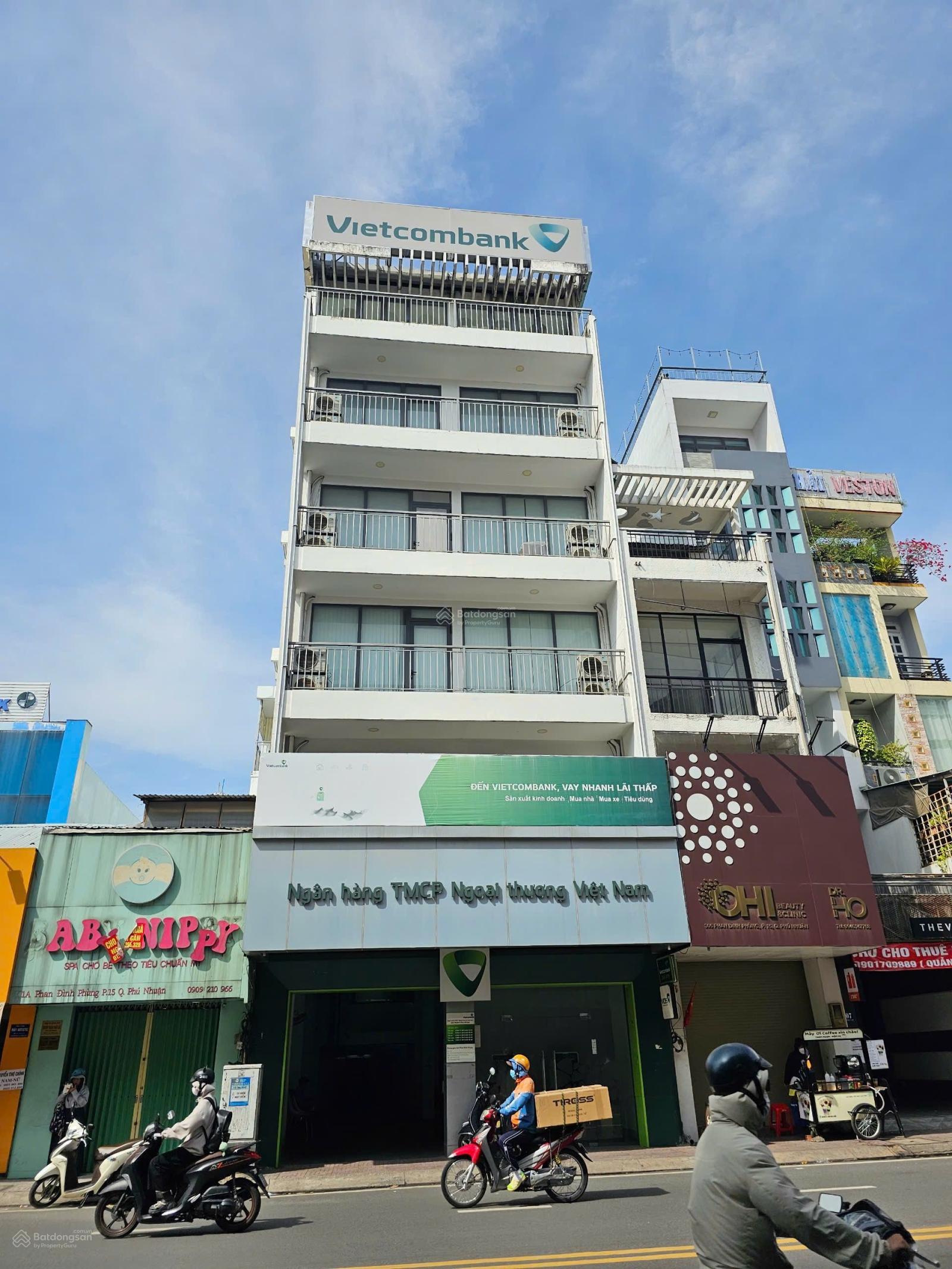 Cho thuê mặt bằng 1500m2 Phan Đình Phùng, P.1, Q.Phú Nhuận - Kinh doanh sầm uất