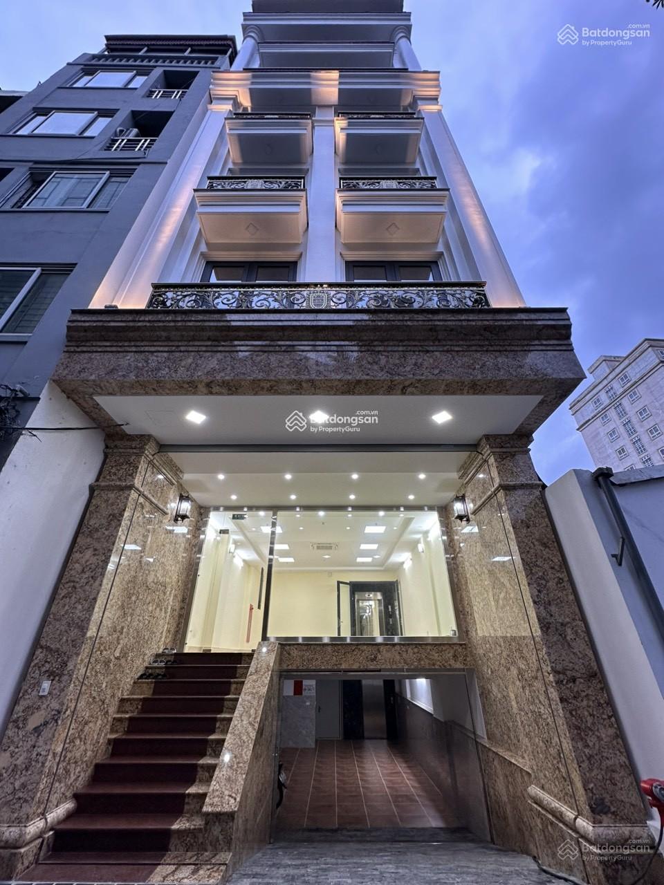 Cho thuê nhà phố Hoàng Cầu 90m² giá 50 triệu - Vị trí đắc địa kinh doanh