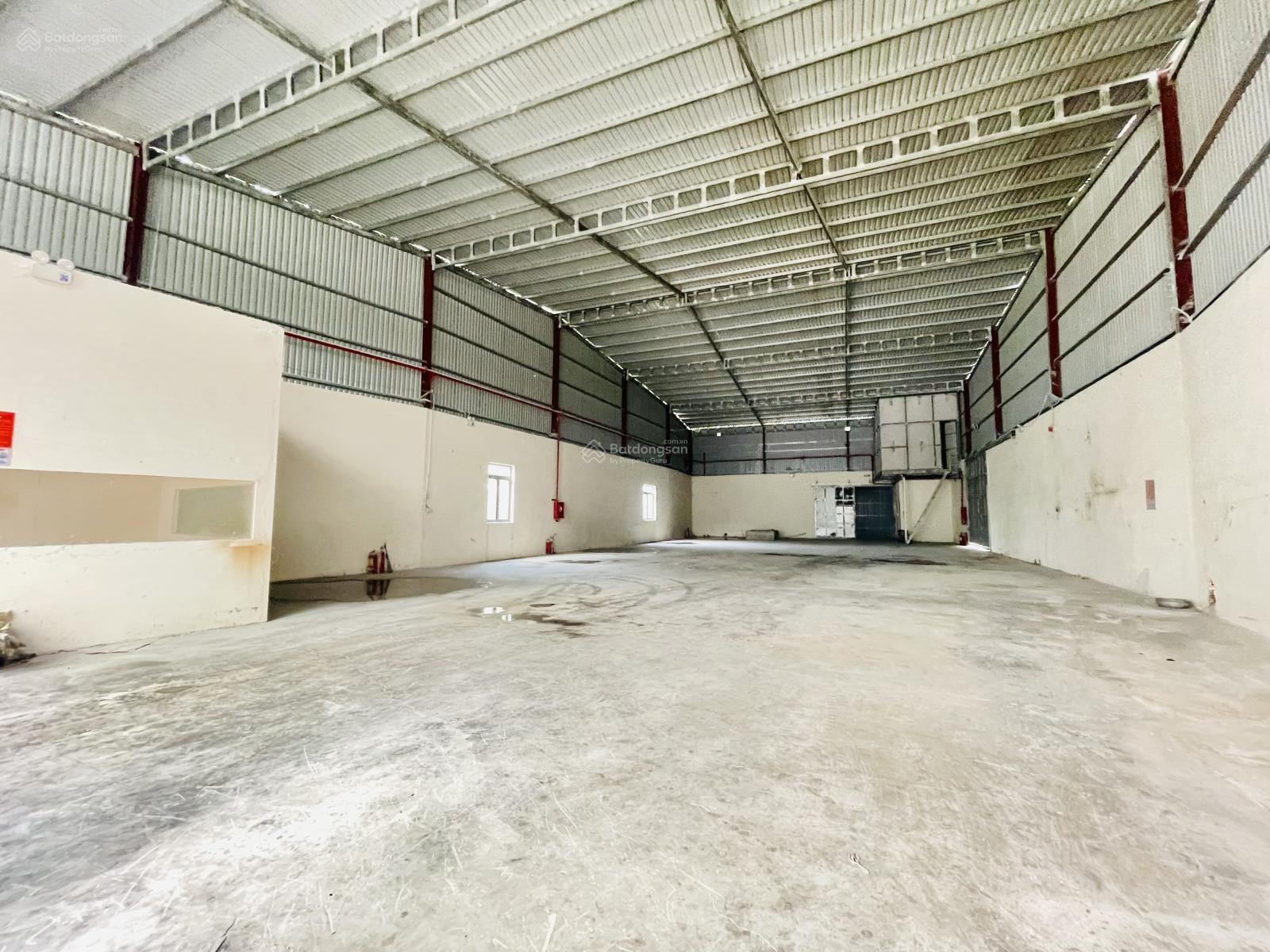 Cho thuê xưởng 1200m² góc 2MT Nguyễn Trung Trực, Cần Đước - Sẵn sàng SXKD