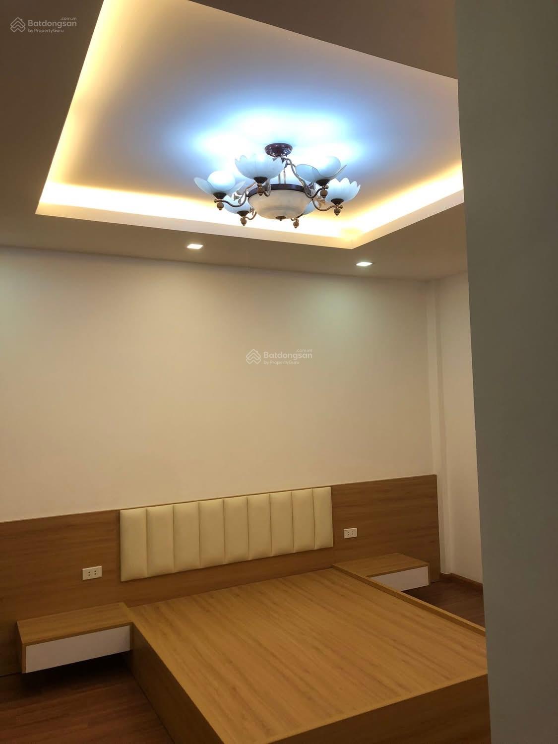 Căn hộ Học viện Quốc Phòng 136m² Tây Hồ - Căn góc, full nội thất!