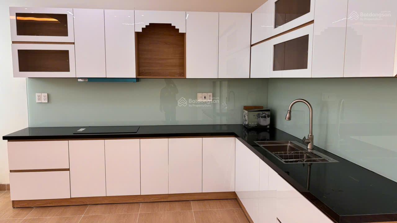 Nhà phố liền kề Verosa Park Q.9 108m² 22 triệu - Mặt tiền kinh doanh đắc địa!