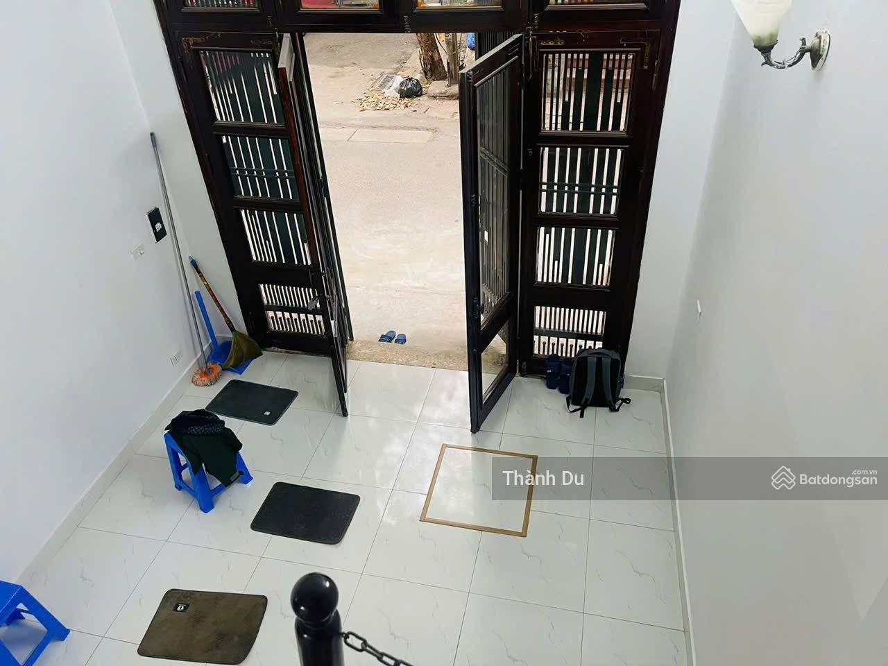 Nhà Nguyên Căn Ngọc Lâm 36m² - 6PN - 14 Triệu - Ô Tô Đỗ Cửa