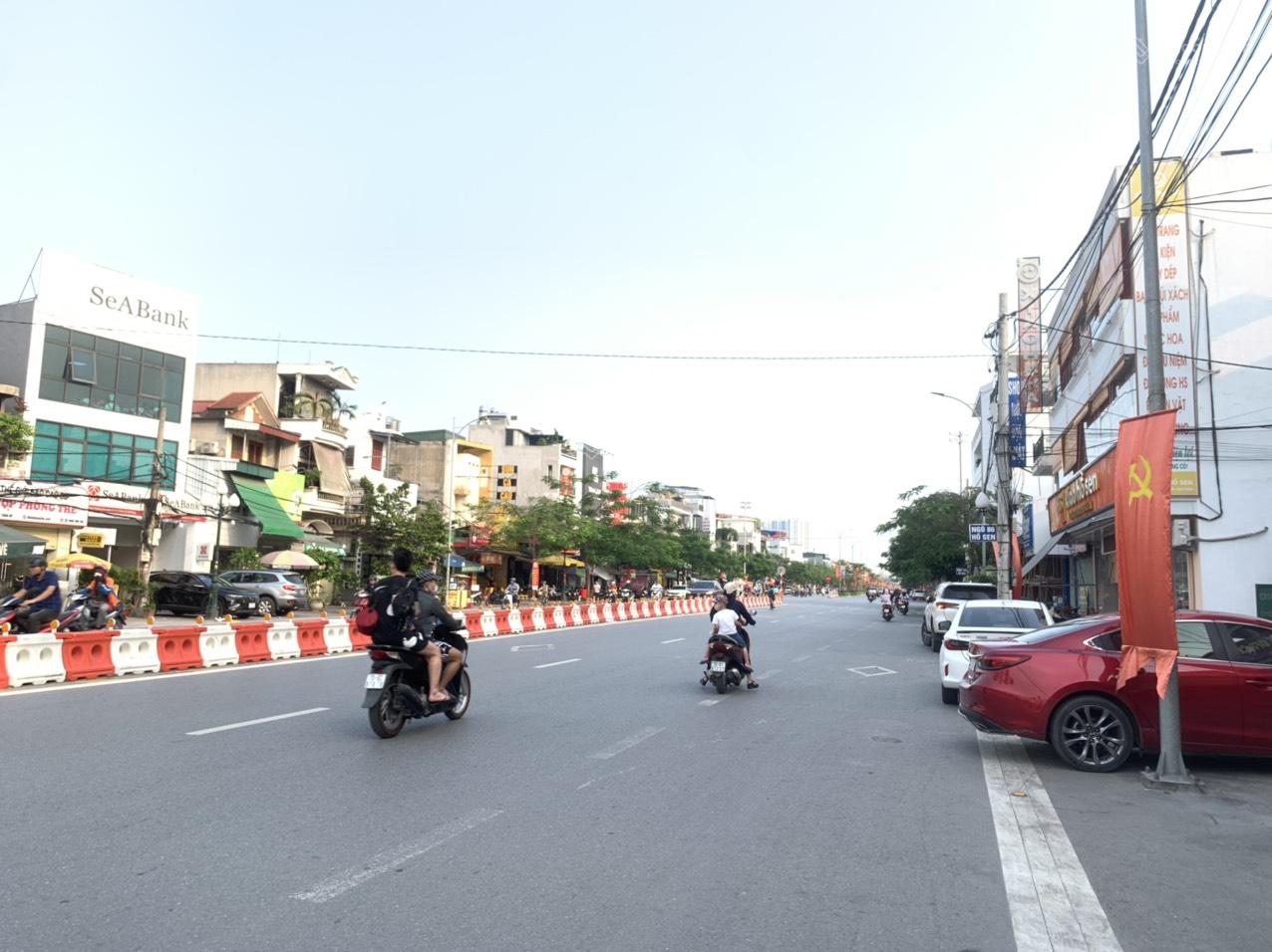 Cho thuê tòa nhà mặt tiền Hồ Sen, Hải Phòng - 150m², kinh doanh sầm uất