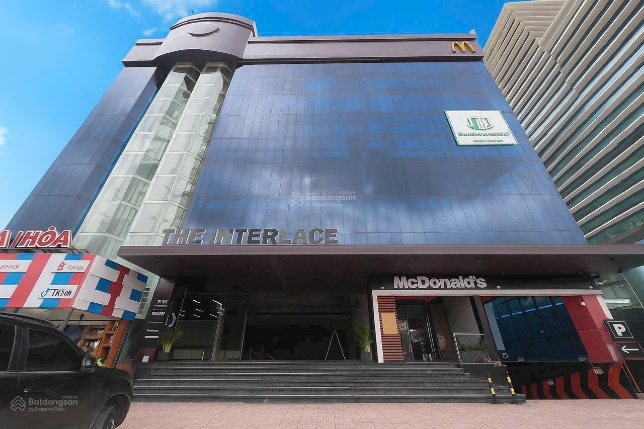 Mặt tiền Trương Văn Bang Q2 2500m² - Sẵn sàng kinh doanh!