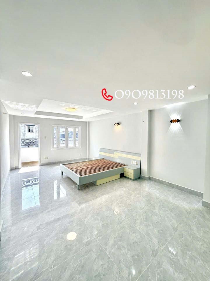 Nhà 5 Tầng P.9 Quận 10, 40m² - Sổ Hồng Sẵn Sàng, Giá 13.5 Tỷ