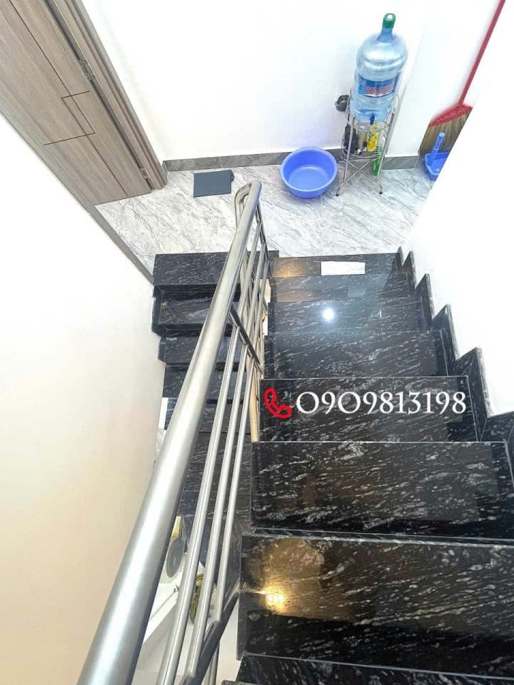 Nhà Phường Vườn Lài, Q10 44m² giá 10.65 tỷ - Sổ hồng sẵn, sang tên ngay!