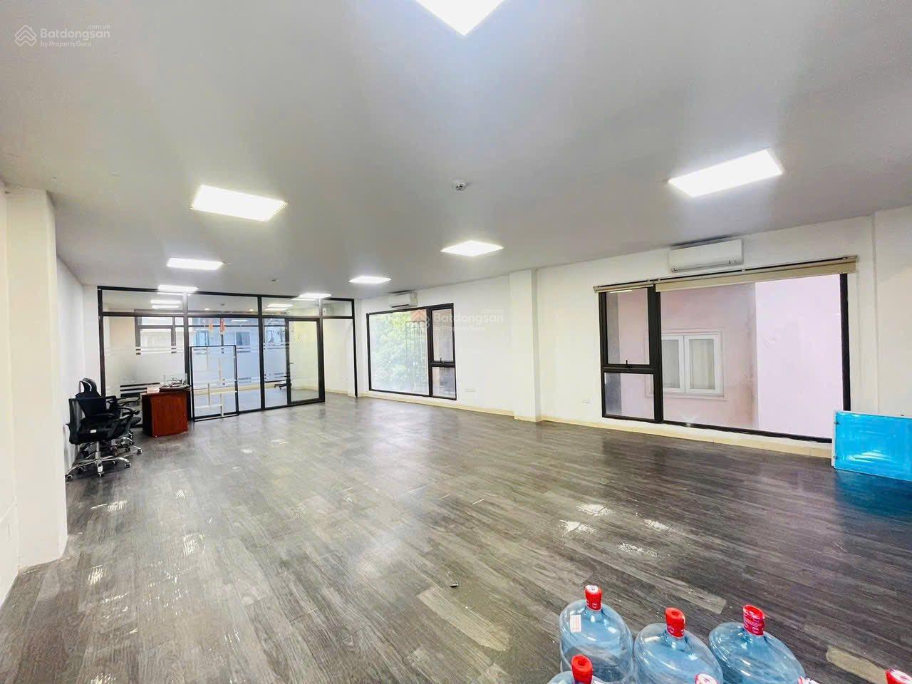 Nhà Riêng Trường Chinh Thanh Xuân 80m² - Ô tô vào tận nhà, kinh doanh đỉnh!
