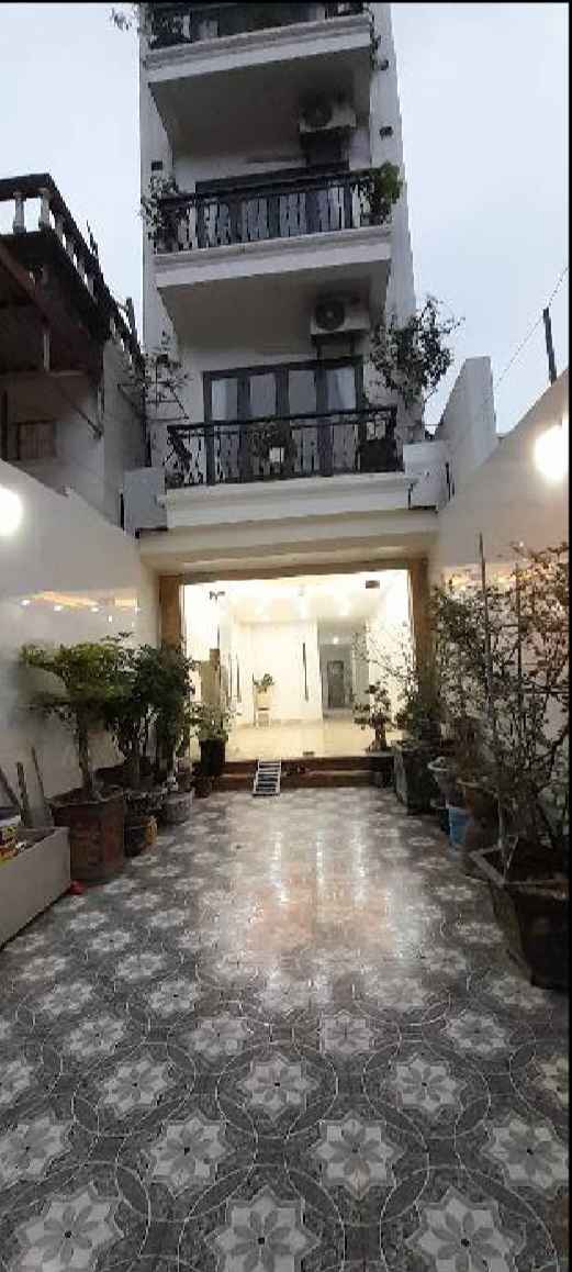 Nhà 5 Tầng Thang Máy 102m² Lĩnh Nam - Ô Tô Tránh, Sẵn Sàng Giao Dịch