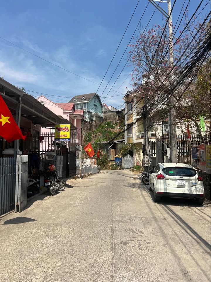 Nhà Trọ Đà Lạt 345m² giá 17 tỷ - Đầu tư sinh lời 50 triệu/tháng!