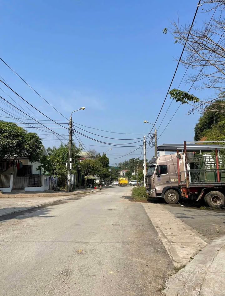 Bán Đất Vàng Tổ 5 Duyên Hải, Lào Cai - 2 Lô Liền Kề 200m², Hướng TN