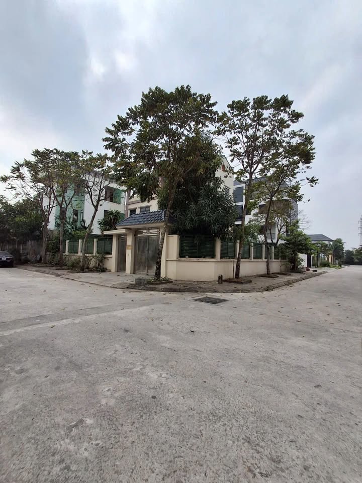 Đất nền Nam Thành Phúc Trì 160m² - Đường to ô tô, mặt tiền 8m