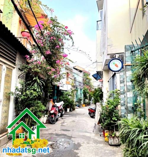 Nhà phố Lũy Bán Bích Tân Phú 52m² 2.6 tỷ - Sẵn sàng ở ngay!