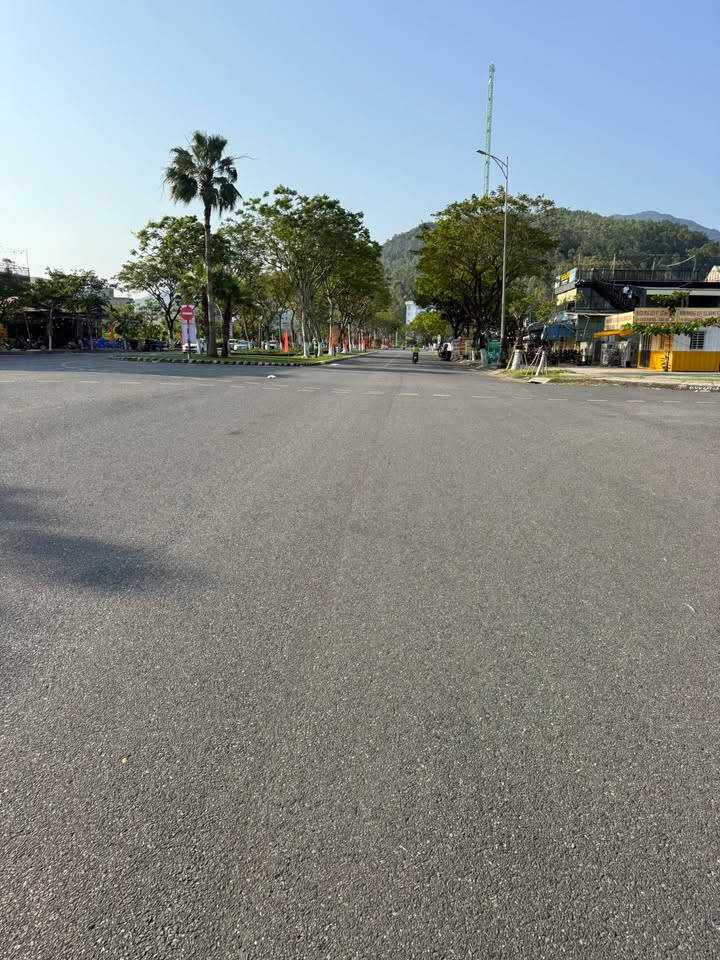 Bán Đất Vàng Lê Đức Thọ, Đà Nẵng - 125m² - Hướng Nam, Sát Biển