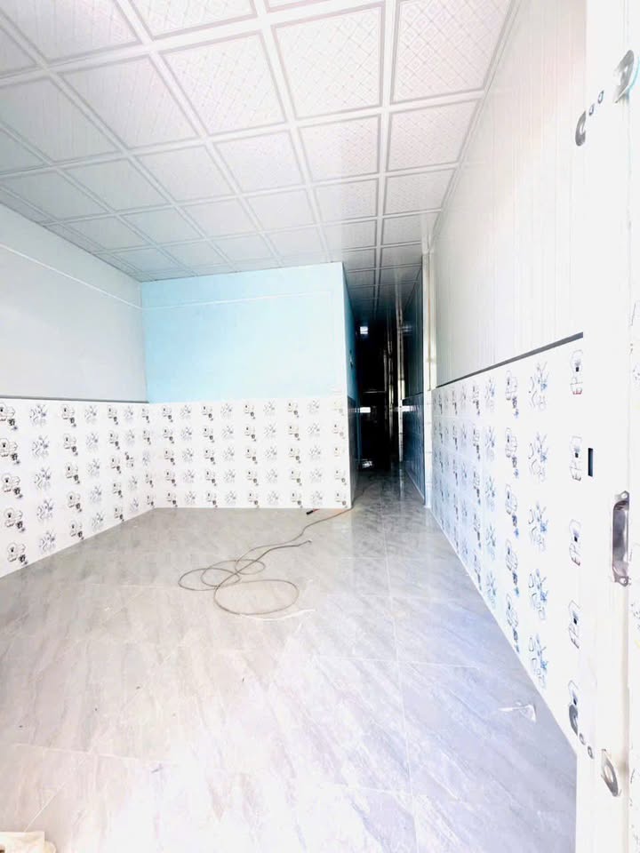 Nhà Cấp 4 Mới Xây 2PN Tân Uyên, Bình Dương - Giá 4 Triệu/Tháng