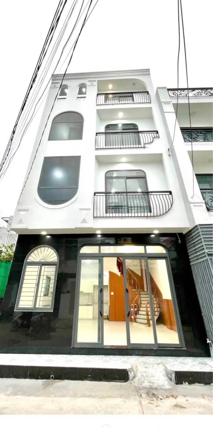 Nhà Quy Nhơn 44m² giá 5.3 tỷ - Chính chủ bán, thiết kế hiện đại!