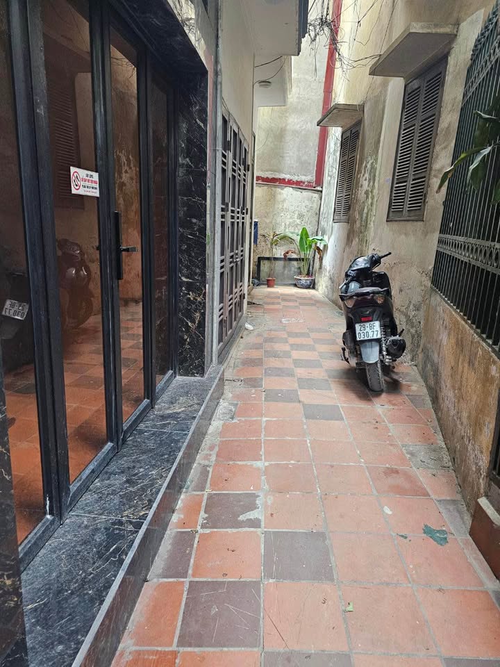 Nhà riêng Ngõ Toàn Thắng 27m² 6.5 tỷ - Full nội thất, ở ngay!