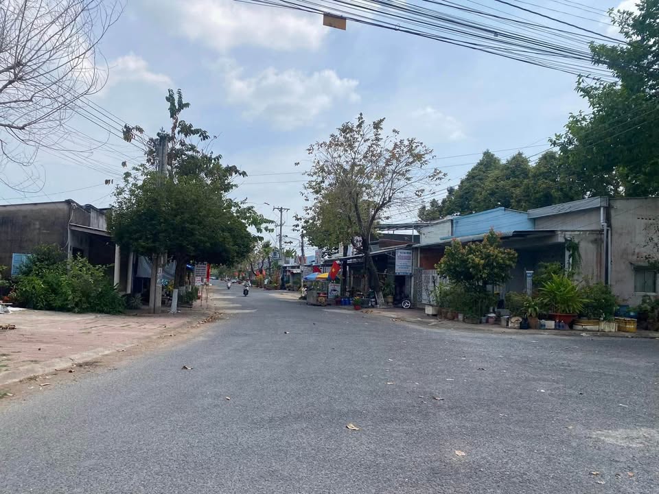 Nhà mặt tiền Phường 1 Vĩnh Long 81m² - Vị trí đắc địa, kinh doanh ngay!