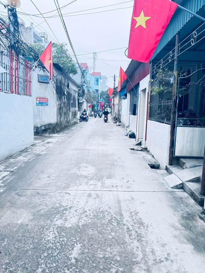 Đất nền KĐT Thống Nhất Nam Định 81m² giá 2.7 tỷ - Sổ đỏ chính chủ!