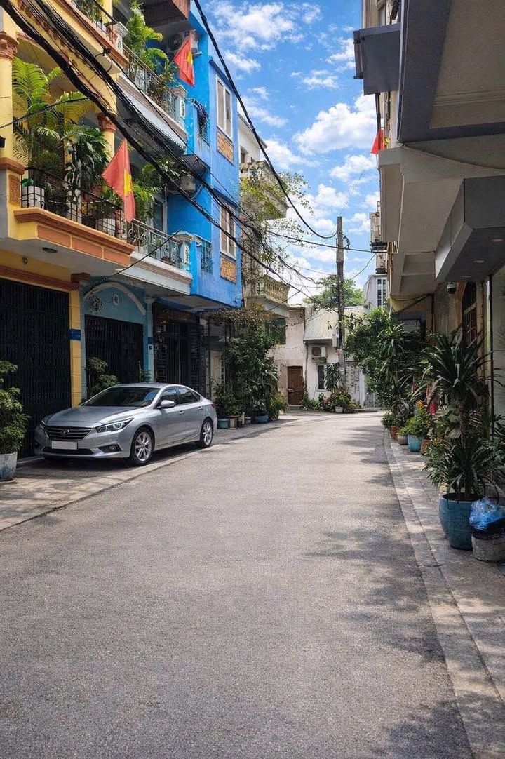 Nhà Ngô Quyền, Hà Đông 42m² 4PN - Ô tô đỗ cửa, Pháp lý Sổ đỏ